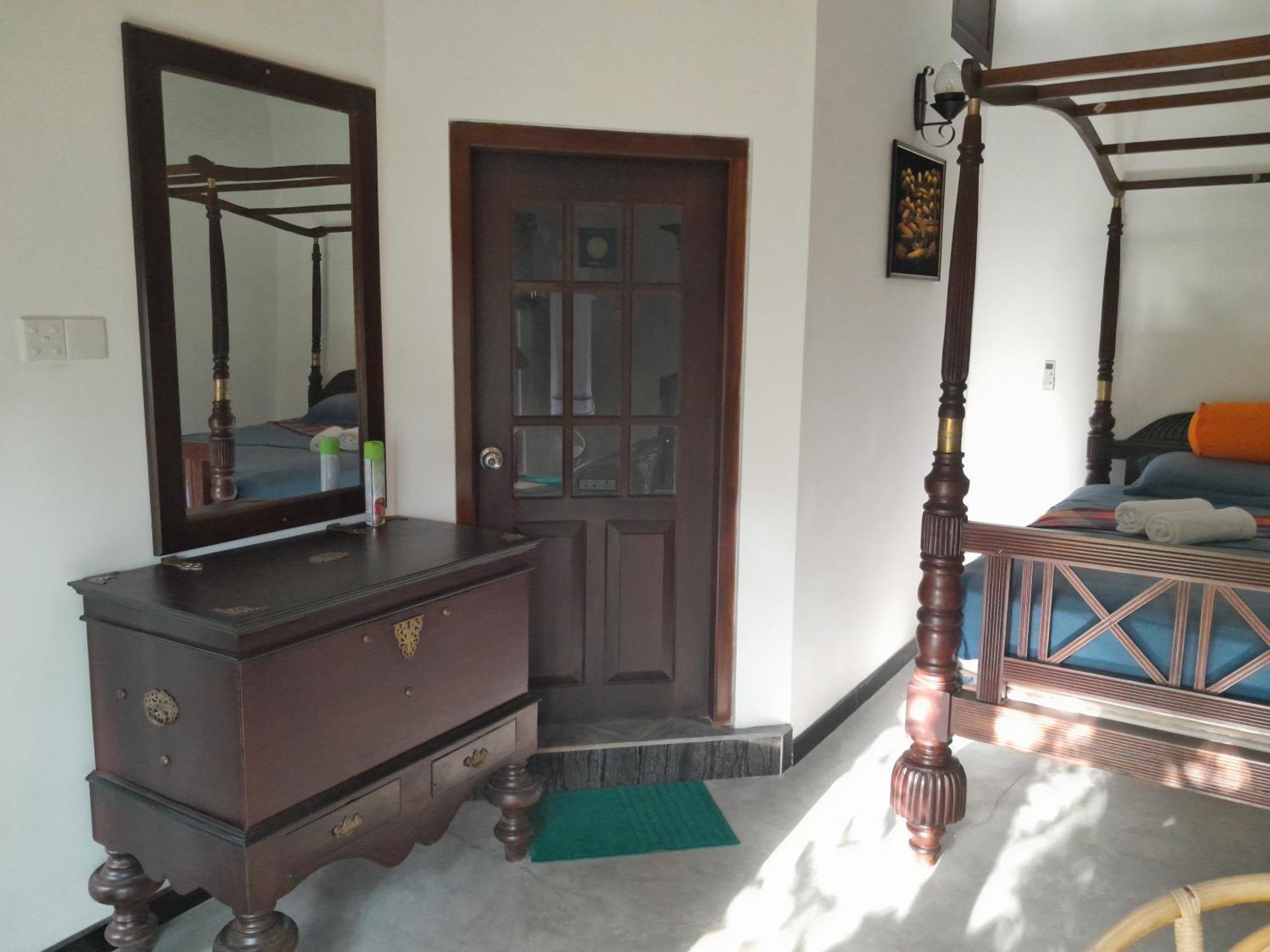 Villa Ali Unawatuna Quarto foto